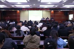 切实守护师上的平安”